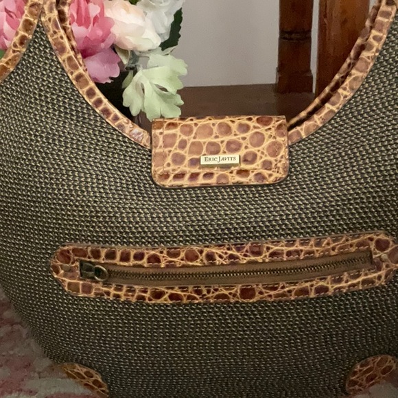 Eric Javits Squishee Woven Summer Hobo Bag - Picture 3 of 4